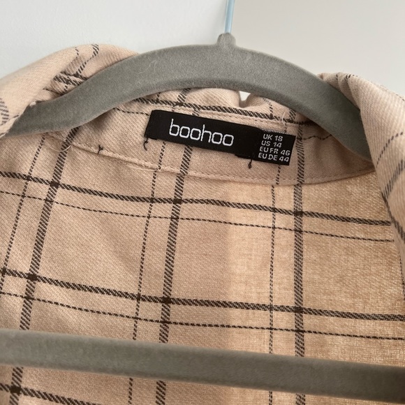 Boohoo Tan Plaid Button Up - US 14 - Picture 5 of 8